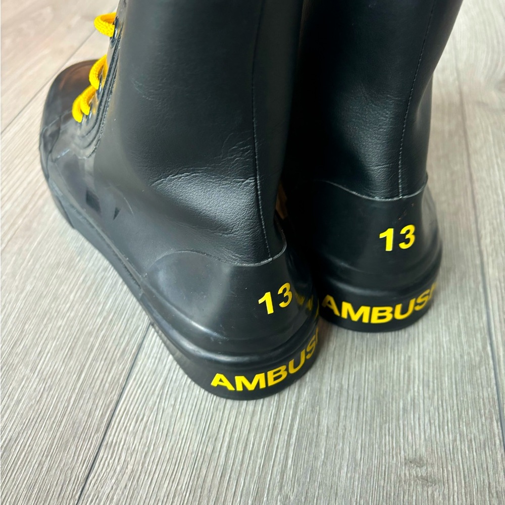 Check Taylor converse/Ambush collab sz 13 NEW